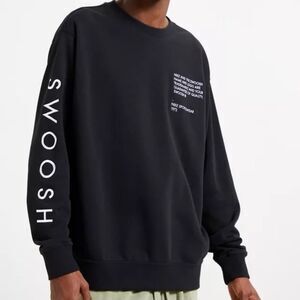 Nike Sportswear Swoosh Crew Neck